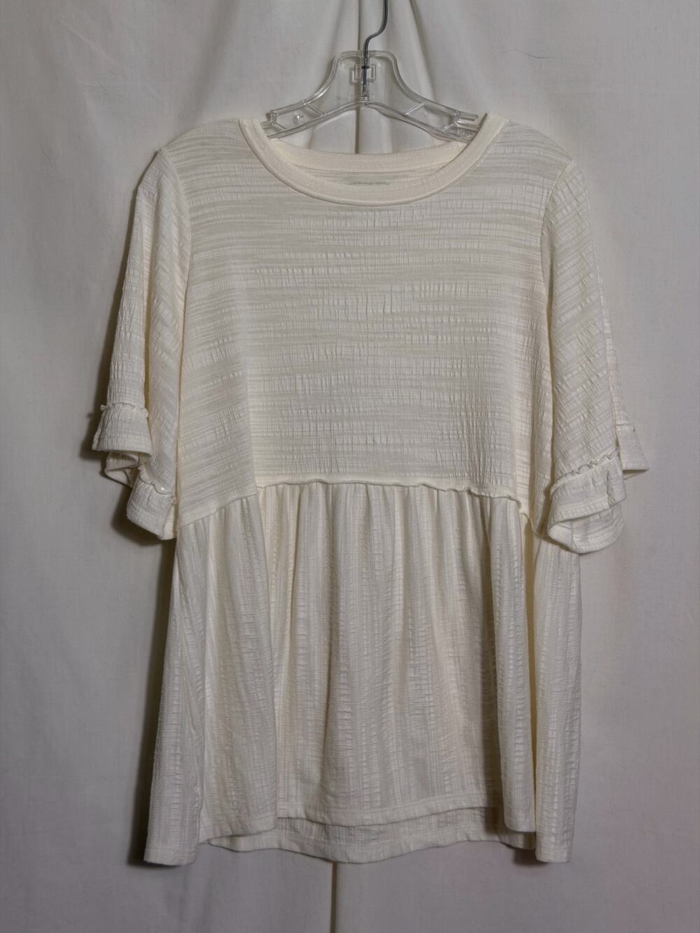 Wonderly Cream Babydoll Peplum Top Womens Small Textured Flutter Sleeve